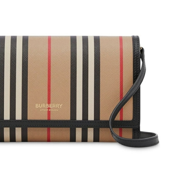 Burberry Handbags - BURBERRY Icon Stripe Shoulder Crossbody Bag NEW Beautiful 🤎❤️🤍🖤🤎